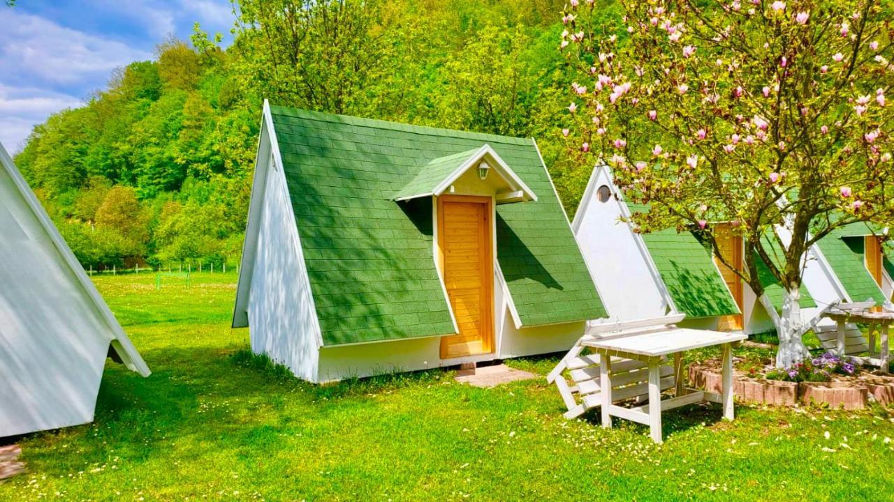 Готель Una Kamp Босанська Крупа Екстер'єр фото
